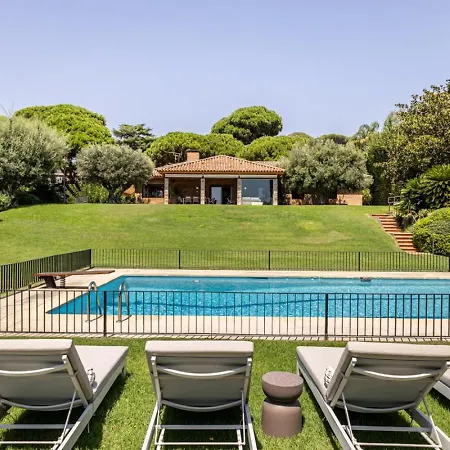 Mediterranean Sea & Golf Paradise *