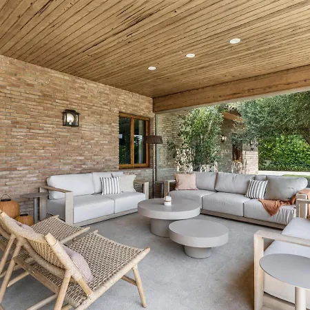 Mediterranean Sea & Golf Paradise Villa *